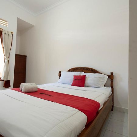 Reddoorz Near Buleleng Harbour 2 Otel Singaraja Dış mekan fotoğraf
