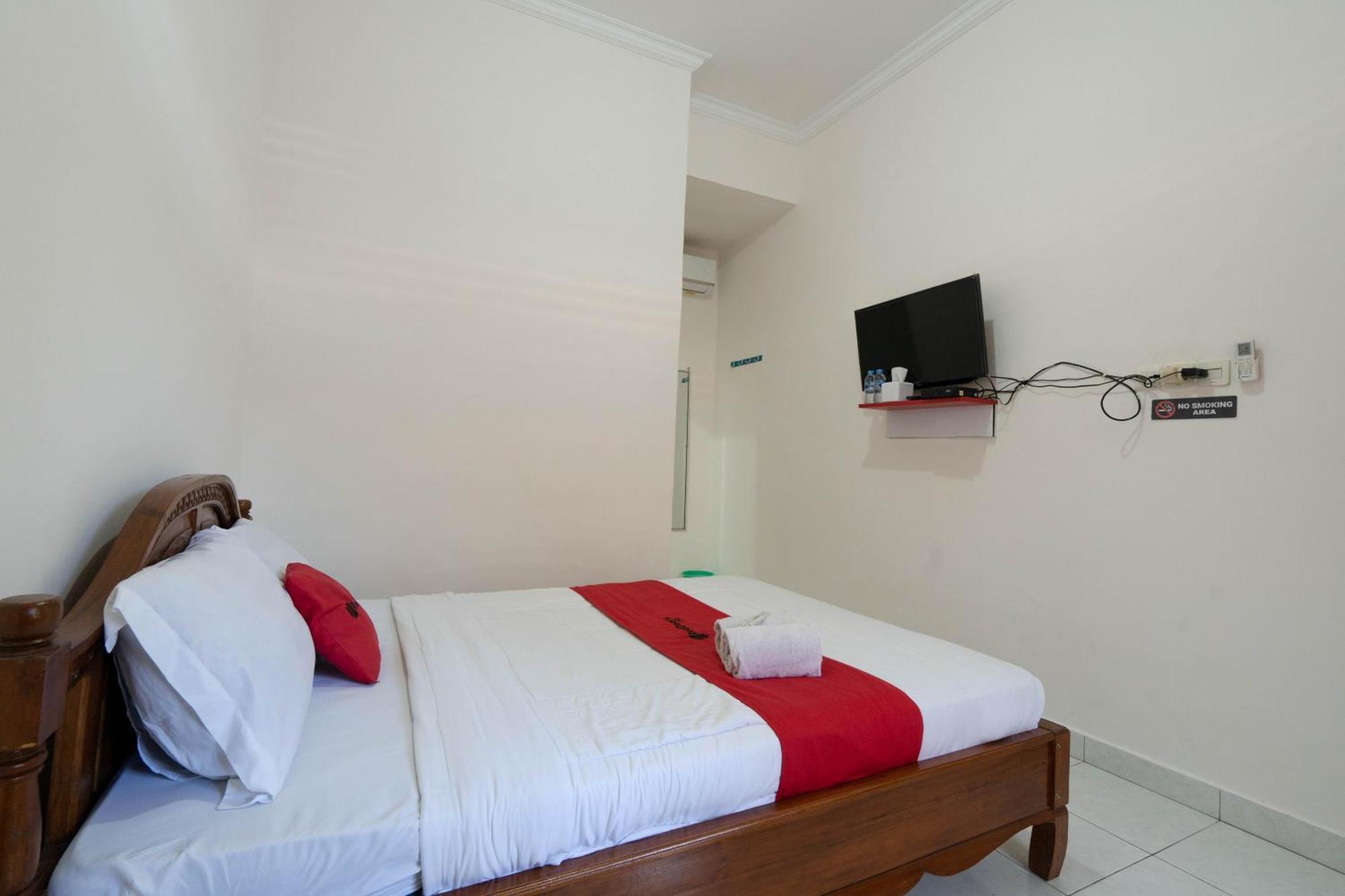 Reddoorz Near Buleleng Harbour 2 Otel Singaraja Dış mekan fotoğraf